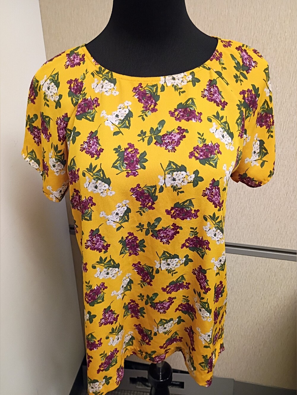 Pre-owned Loft Outlet Blouse Size Med